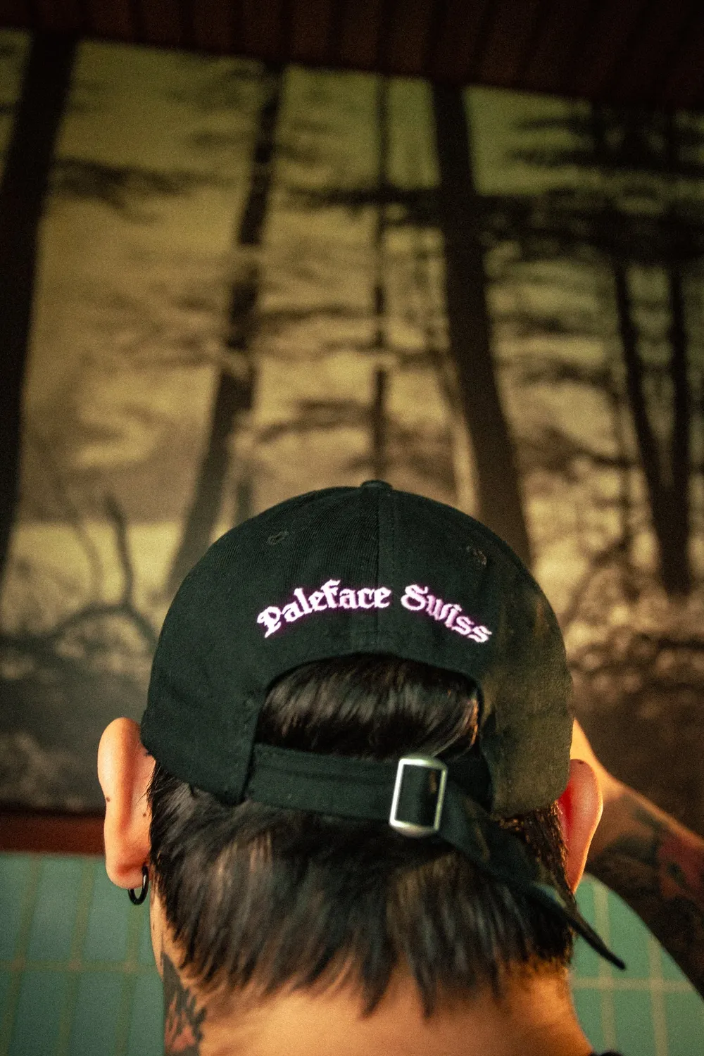 Paleface Swiss Cursed cap roze