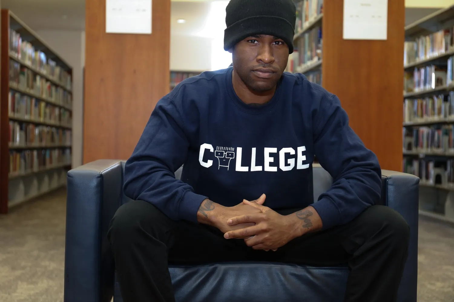 Descendents College sweater navy katoenmix S-3X