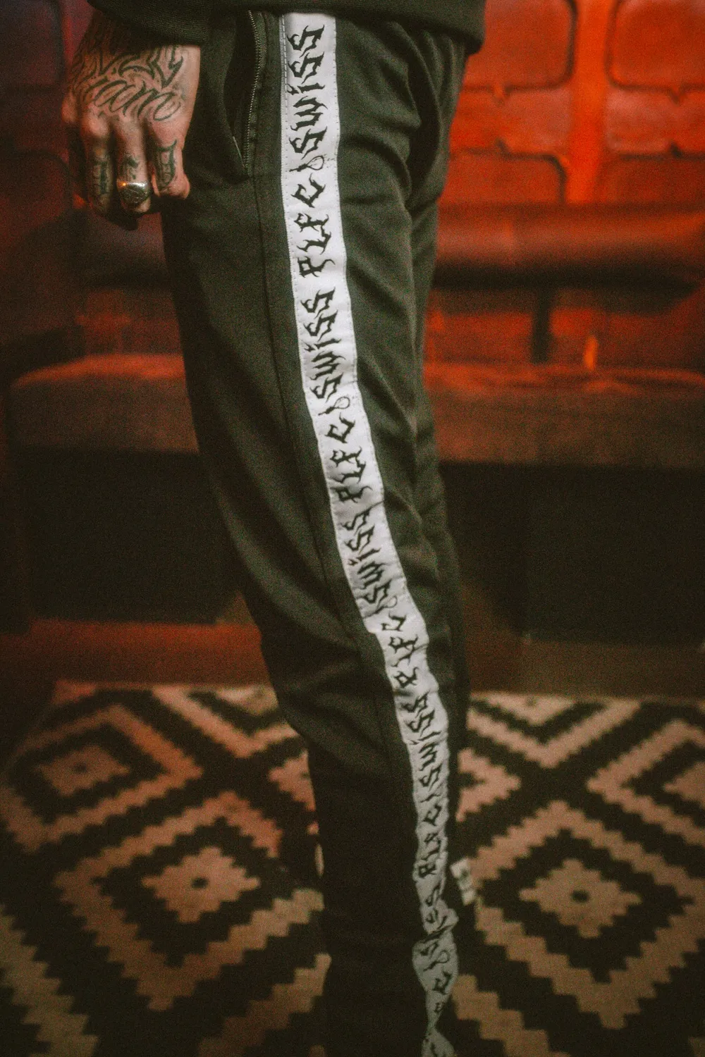 Paleface Swiss The Paleface Swiss tracksuit zwart piping