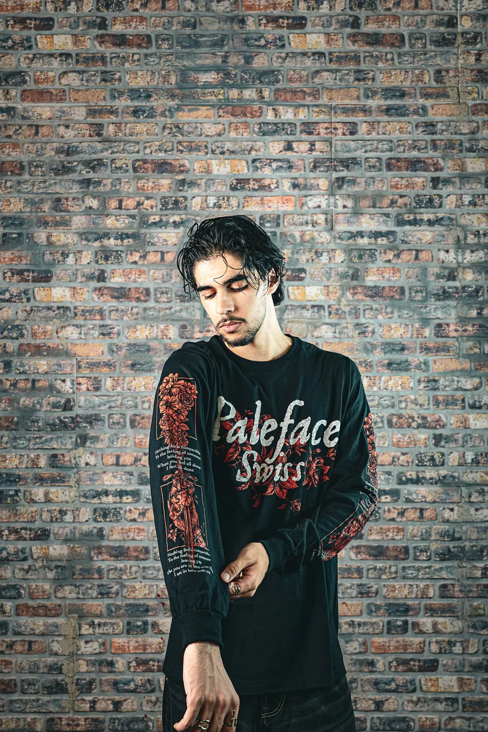 Paleface Swiss Everything is Fine longsleeve zwart-rood