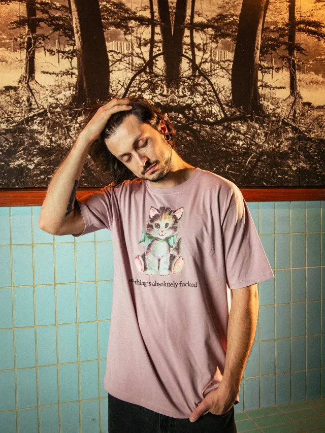 Paleface Swiss Cursed Cat Rosé shirt katoen unisex
