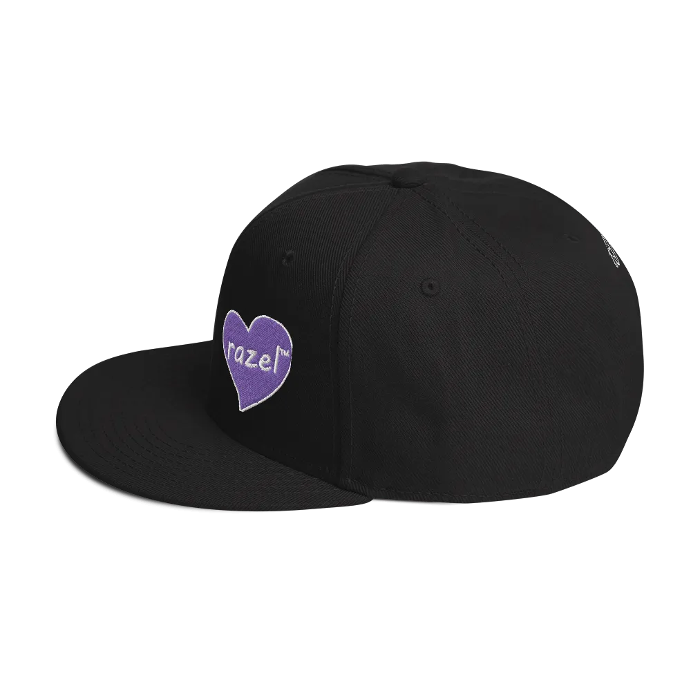 Razel Purple Hearted Snapback pet zwart verstelbaar