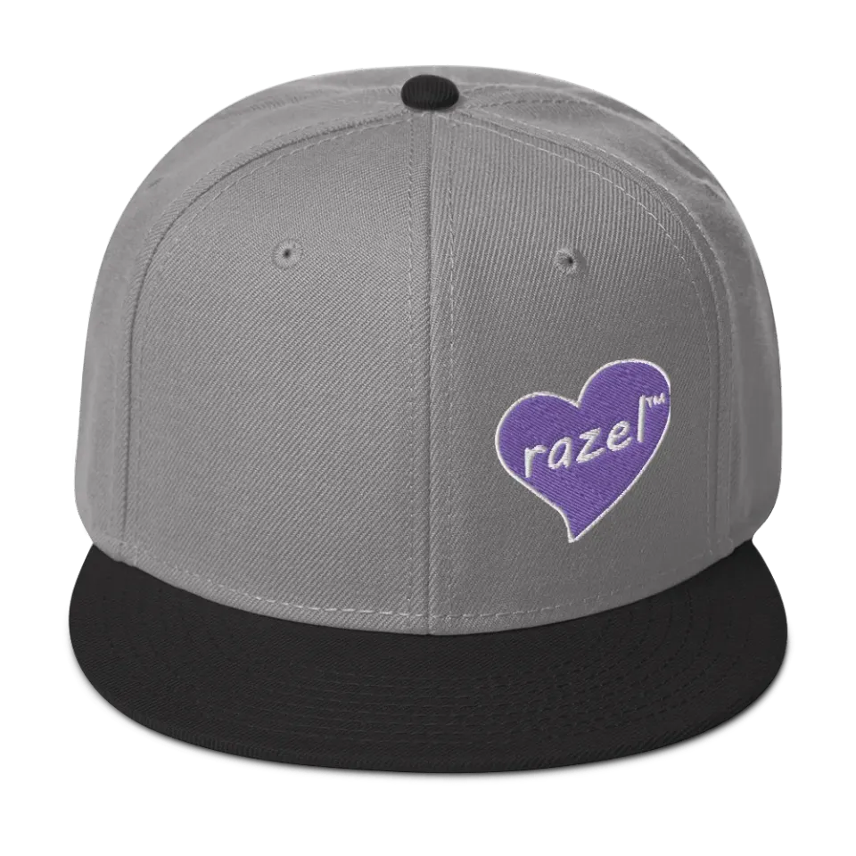 Razel Purple Hearted Snapback pet zwart verstelbaar