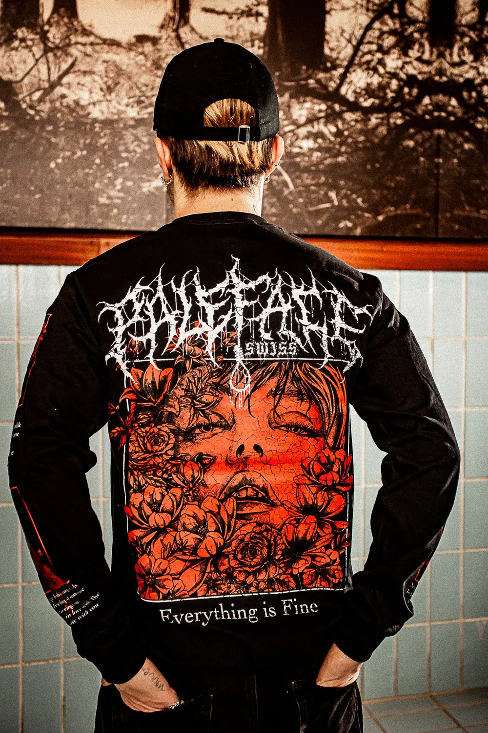 Paleface Swiss Everything is Fine longsleeve zwart-rood