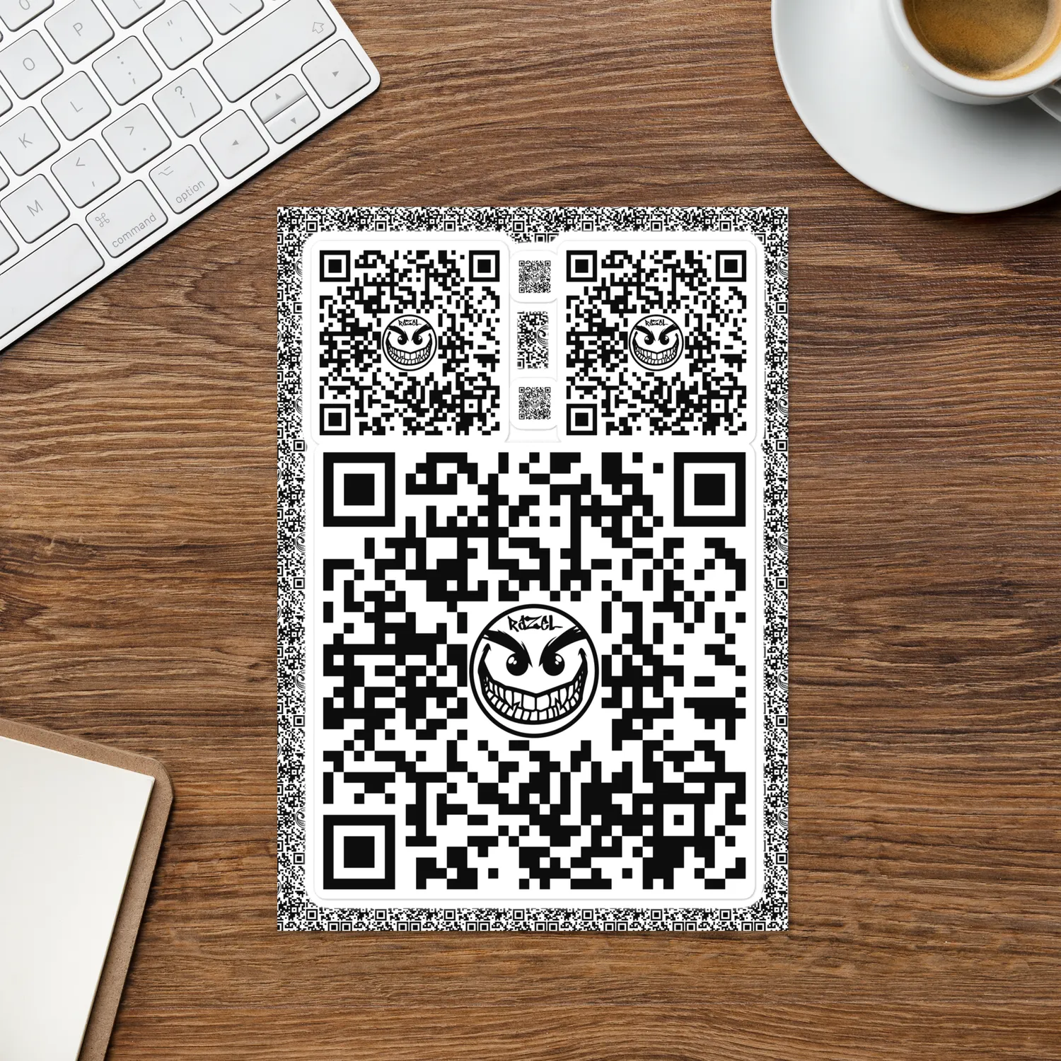 Razel Face QR Code stickervel glanzend binnen